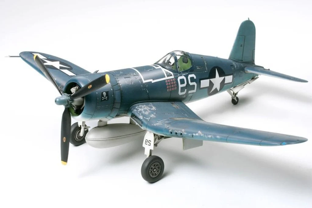 Tamiya - 1/72 Vought F4U-1A Corsair Plastic Model Airplane Kit TAM60775
